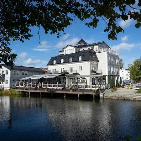 Atellet Hotell Norrtälje エクステリア 写真
