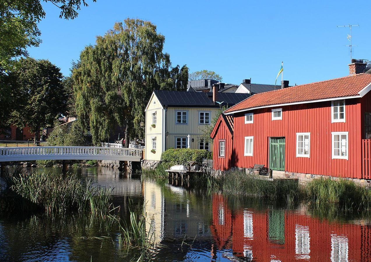 Atellet Hotell Norrtälje エクステリア 写真